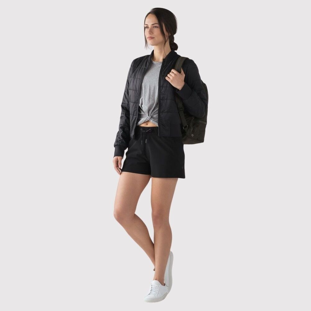 Lululemon Womens Shorts Black On the Fly Sweat Wicking Athletic Stretch Size 8